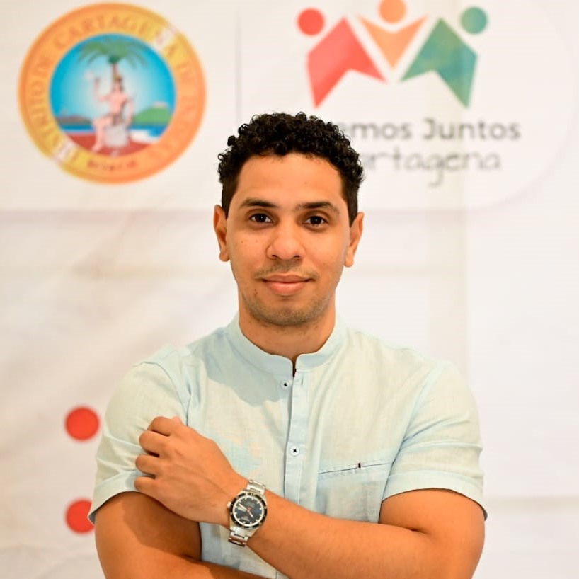 Foto Miguel Manga, Cooperación