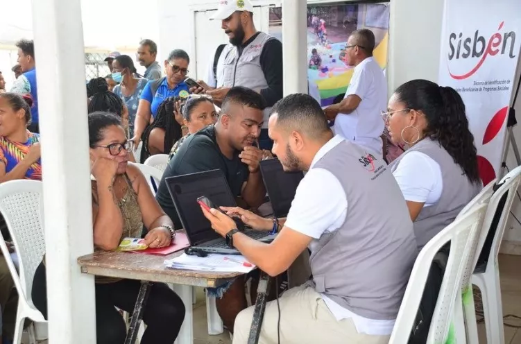 La oferta institucional se movilizó hasta el barrio para atender a la población 