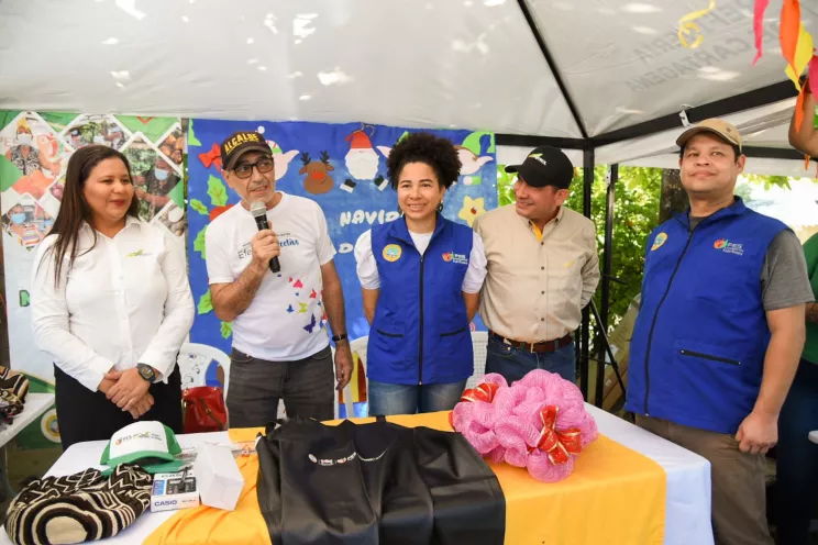 Además, 20 recicladores se graduaron del diplomado “Mecanismos Alternos de Resolución de Conflictos”