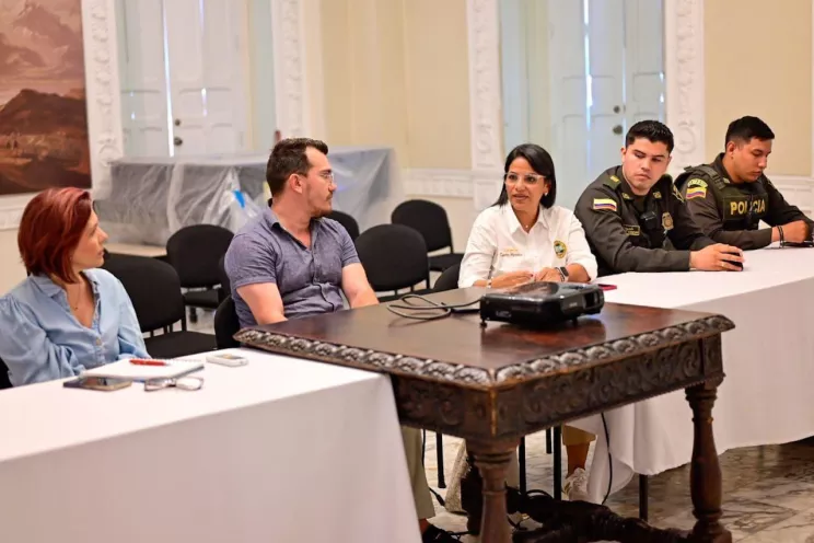Unidos por la organización, el control y el fortalecimiento de las dinámicas artisticas en el Centro