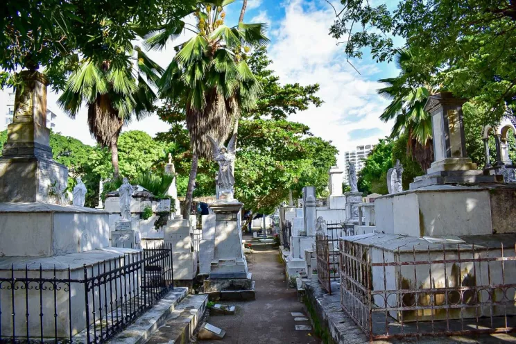 El objetivo es contribuir con el fortalecimiento, la recuperación y la puesta en valor del cementerio