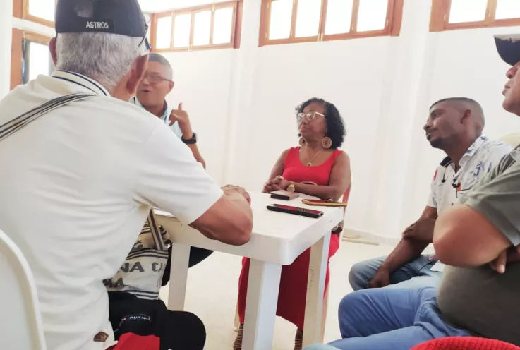 La comunidad expresó sus inquietudes en una reunión en el Centro Cultural y se llegaron a algunos acuerdos