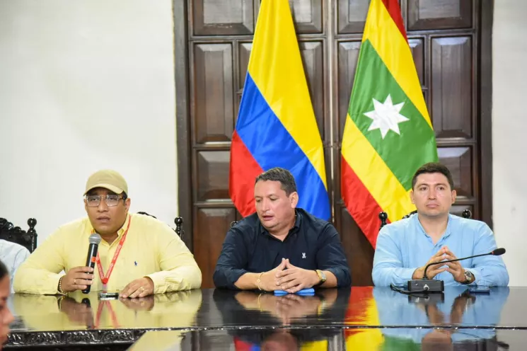 La instalación se hizo en presencia de funcionarios de la administración Distrital y la Contraloría