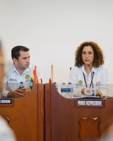 Resalta el recaudo tributario en máximos históricos durante la vigencia.