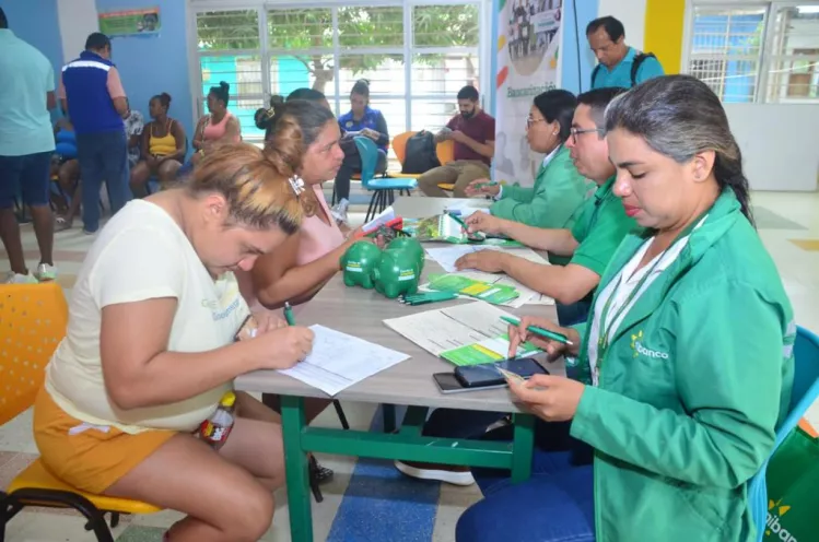 Se promueve la inclusión socioeconómica de los pequeños comerciantes