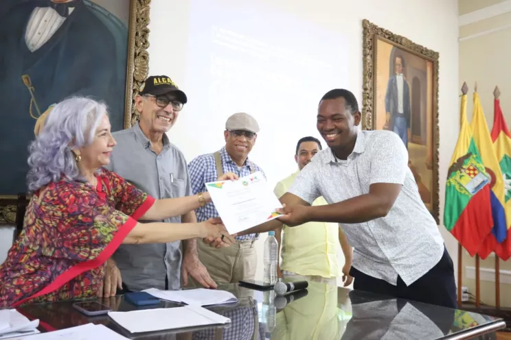 Becas Olga Villegas Robles