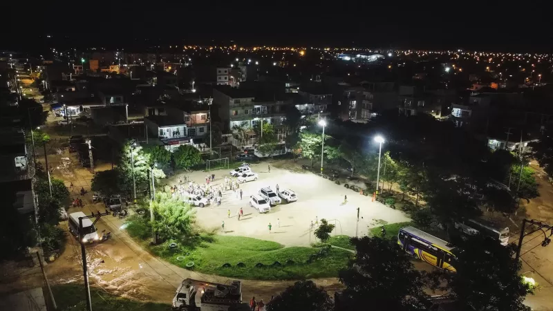 ¡Vía campaña y Urb. India Catalina ya están iluminados!