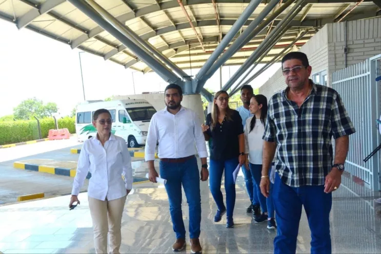 Distrito de Cartagena evalúa alternativas de transporte para zona norte