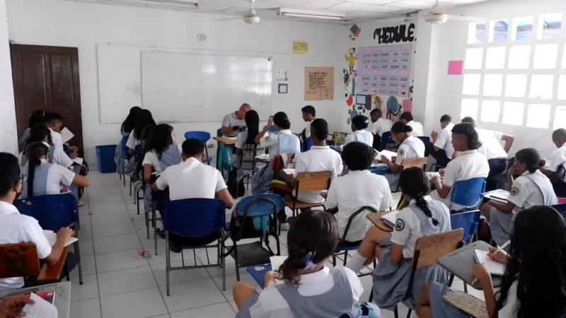 Colegio Mercedes Ábrego