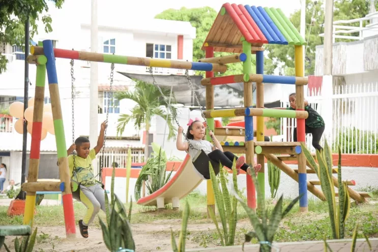 Parque central de la urbanización Altos de los Jardines