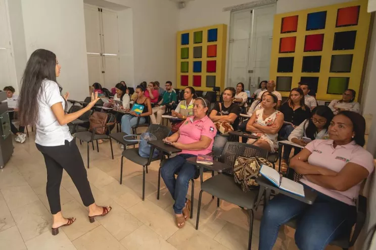  taller de capacitación para los formuladores de políticas públicas
