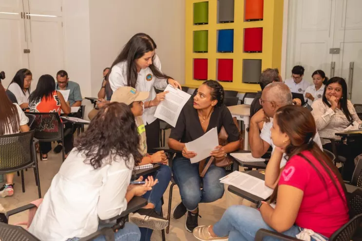 Este taller combinó presentaciones teóricas con actividades prácticas y participativas