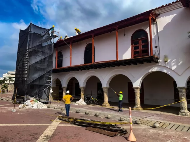 mantenimiento y reparaciones locativas en las instalaciones del emblemático Palacio de la Aduana