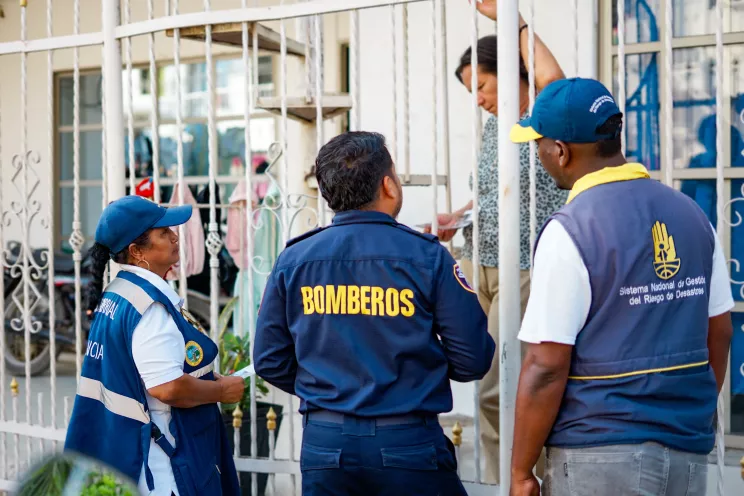 Bomberos incendio