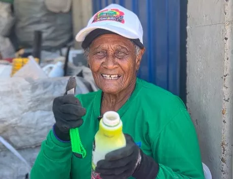 En este 2025 tomemos consciencia de la importancia de reciclar y hagámoslo. 