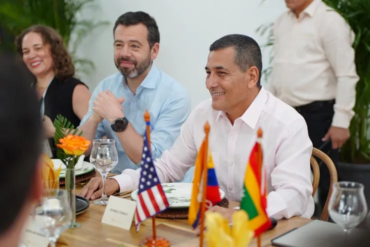 Reunión de alcaldes - Dumek Turbay