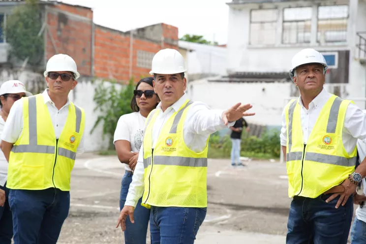 Revisión de obra - Colegio 
