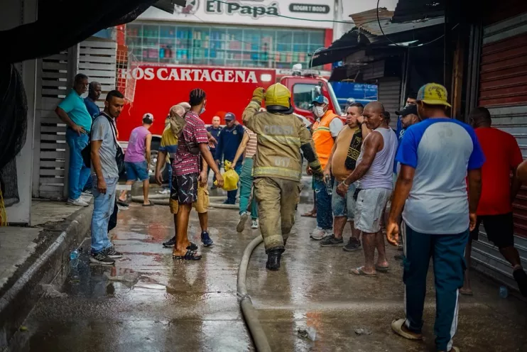 INCENDIO BAZURTO