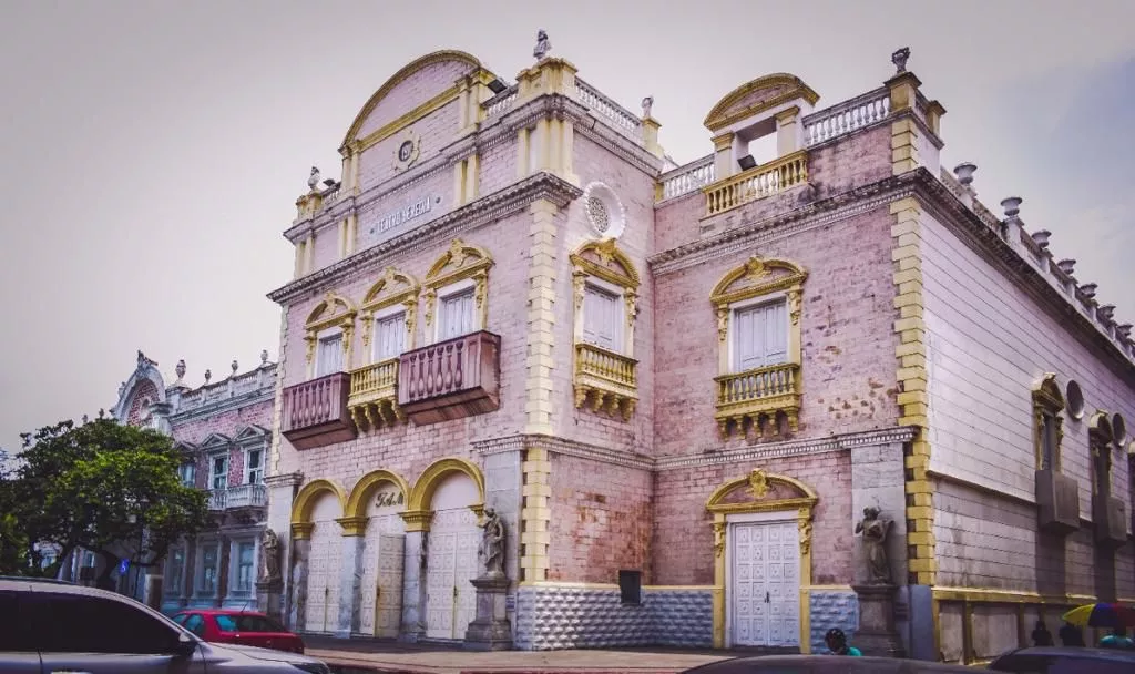 Teatro Adolfo Mejía abre sus puertas
