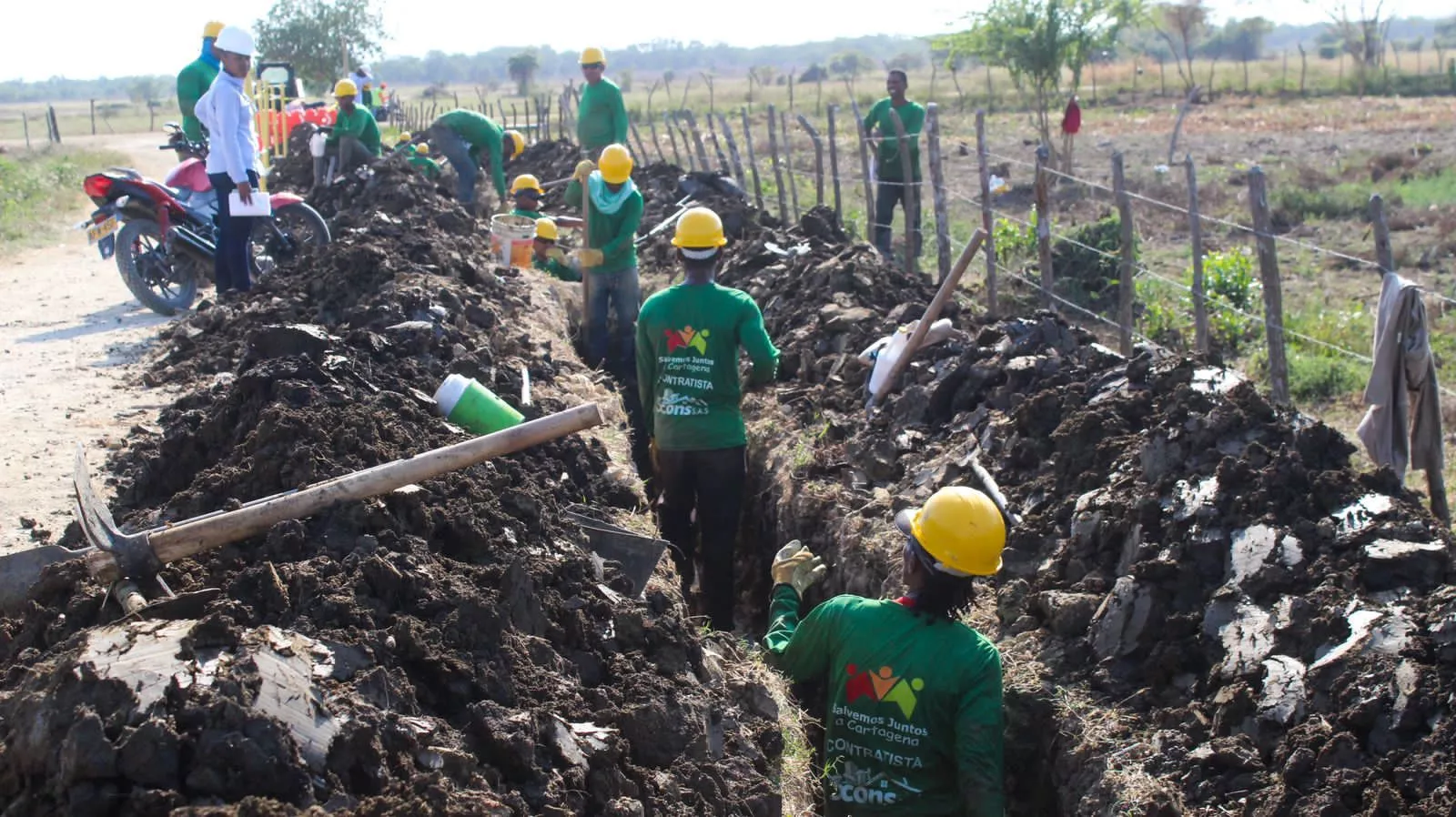 las obras de construcción del acueducto en la Vereda El Zapatero