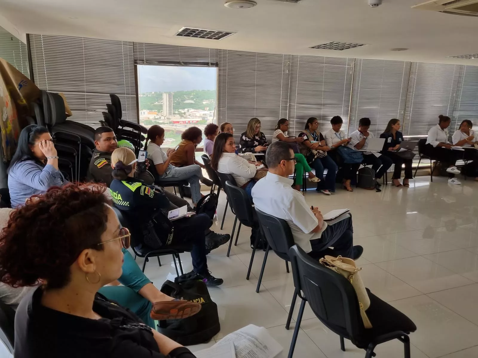A través de estas sesiones se coordinan esfuerzos para prevenir, atender y sancionar las violencias
