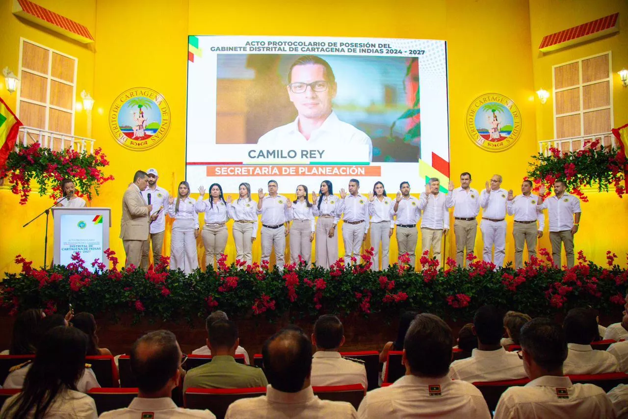 Posesion del Gabinete Distrital