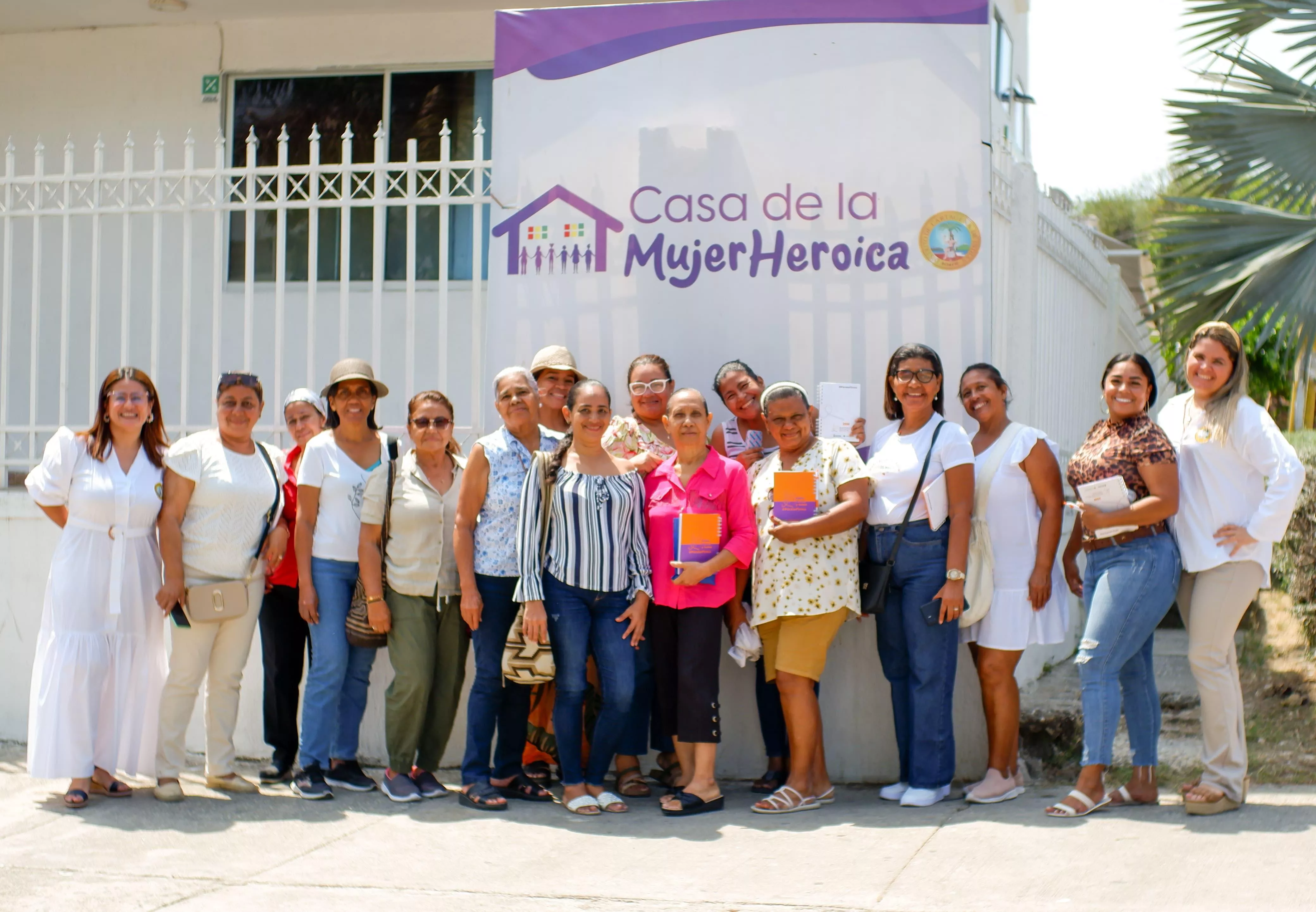 Casa Mujer