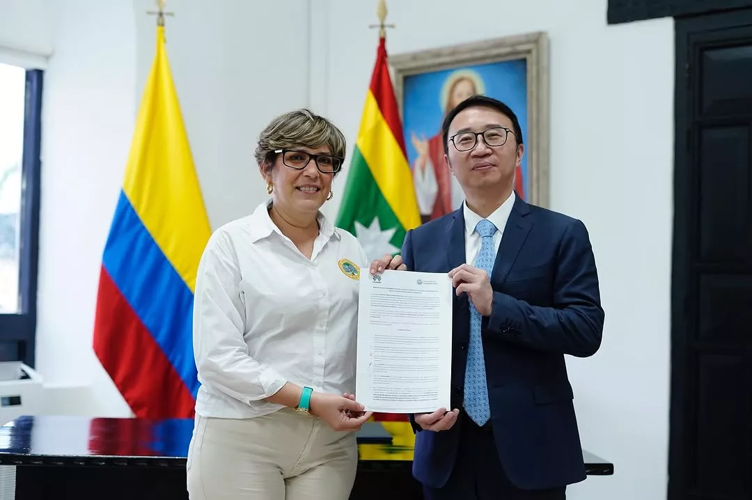 Firma de acuerdo con Huawei
