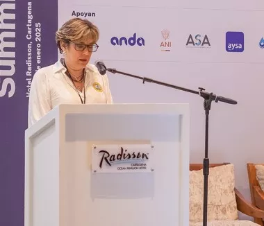 La secretaria María Patricia Porras Mendoza dio la bienvenida a Cartagena a los asistentes al Latam Water Summit II