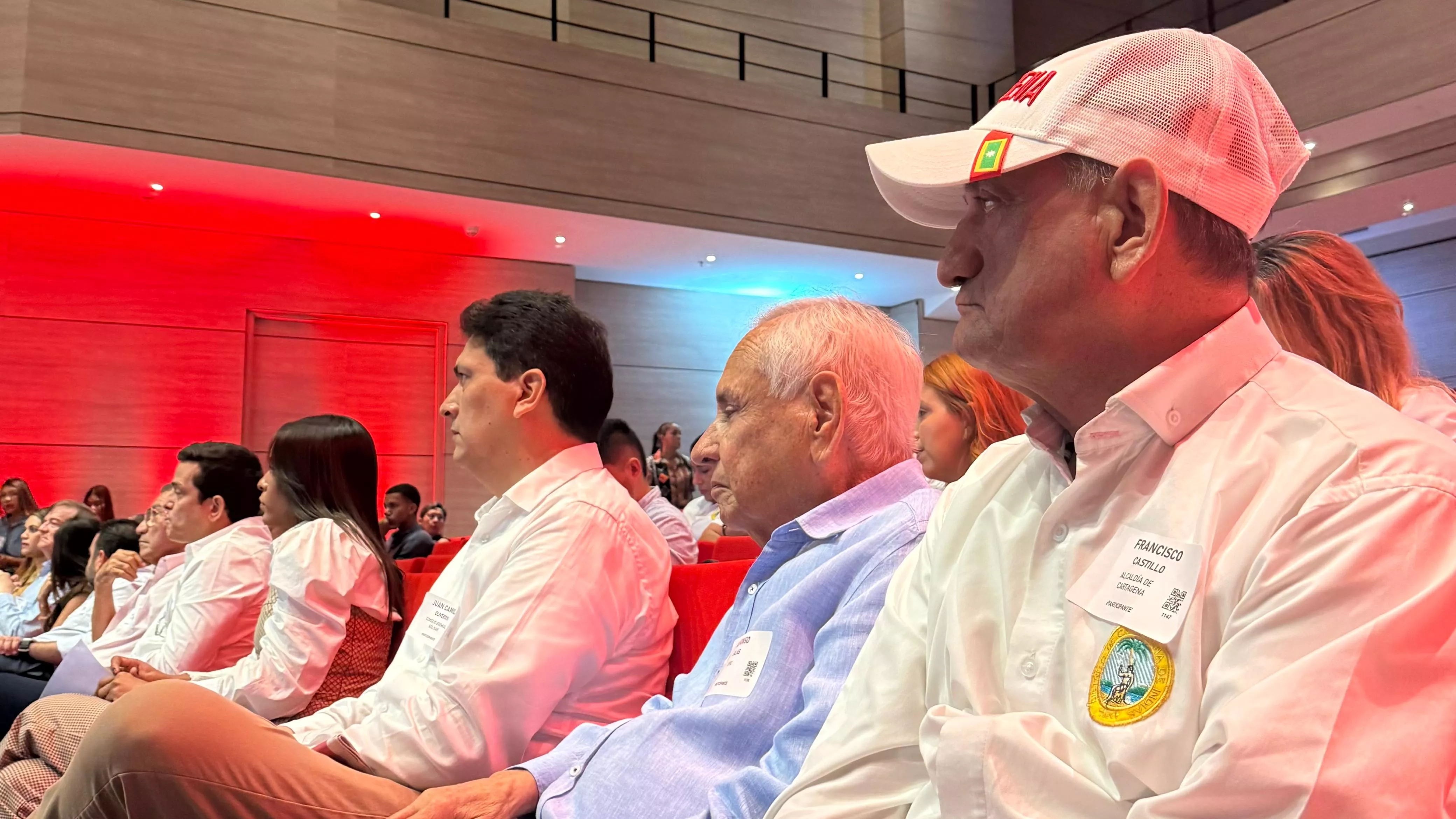 Cartagena mira al futuro en el conversatorio “Creer en la Costa Bolívar”