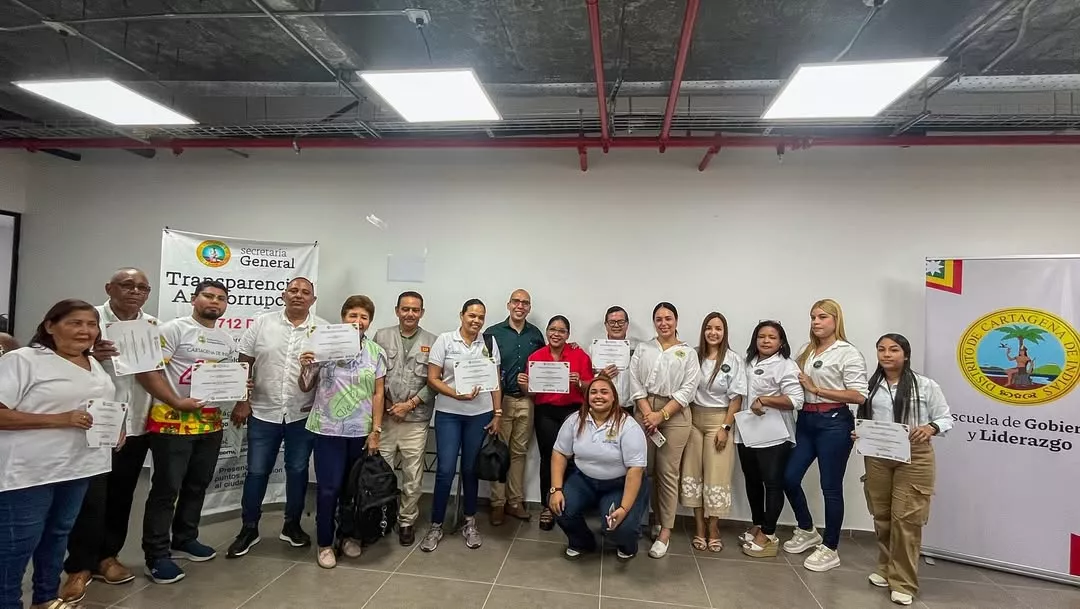🙋_♂️71 servidores participaron en el taller “Lenguaje Claro en la Gestión Pública”, una inici