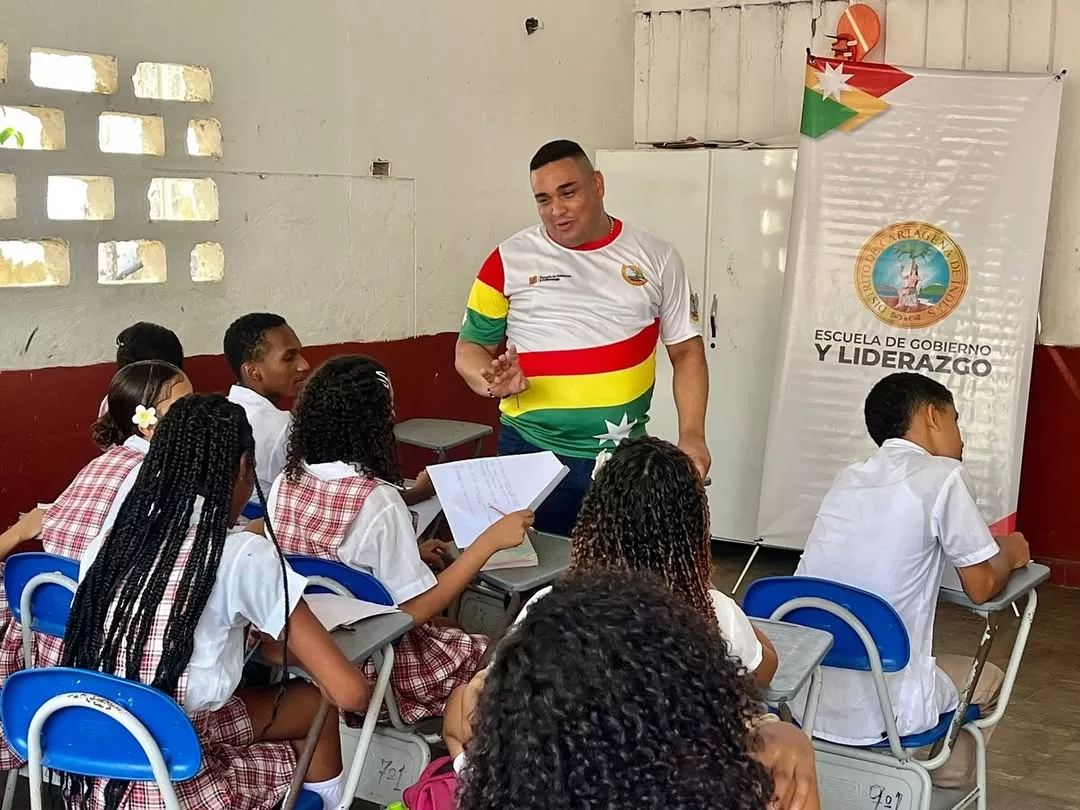 📍 La Alcaldía Mayor de Cartagena, a través de la Escuela de Gobierno y Liderazgo, continúa desarrollando el taller “Tejiendo mi Futuro: Desde lo Vivido hacia lo Soñado: Con  Memoria, Vínculo y Propósito”, en el marco del Proyecto Plan Decenal de Cultura Ciudadana y Cartageneidad desde un Enfoque de Autocuidado.