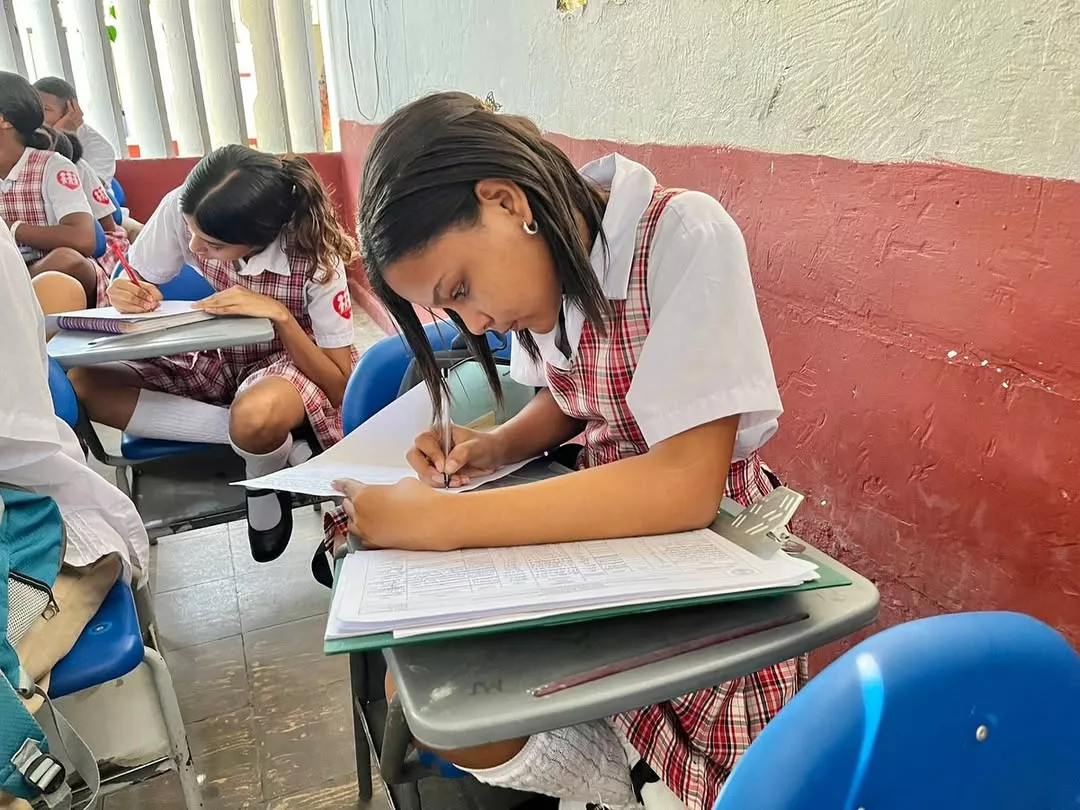 📍 La Alcaldía Mayor de Cartagena, a través de la Escuela de Gobierno y Liderazgo, continúa desarrollando el taller “Tejiendo mi Futuro: Desde lo Vivido hacia lo Soñado: Con  Memoria, Vínculo y Propósito”, en el marco del Proyecto Plan Decenal de Cultura Ciudadana y Cartageneidad desde un Enfoque de Autocuidado.