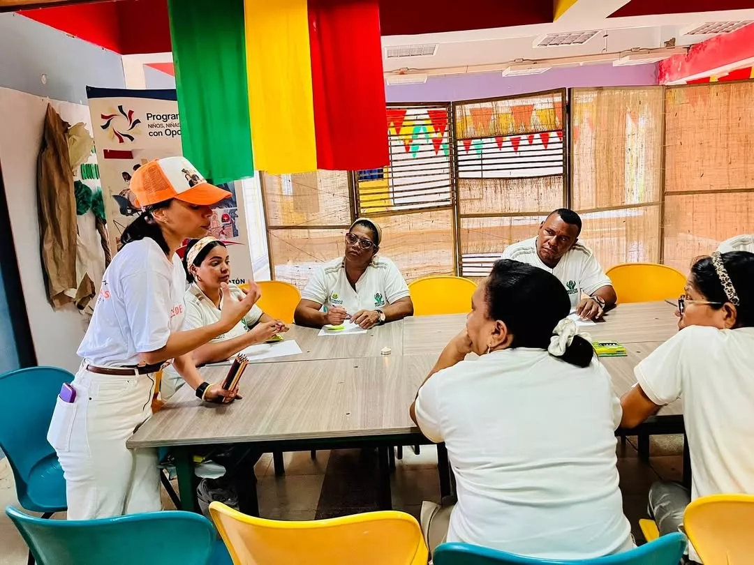 ❤️💛💚 La Alcaldía Mayor de Cartagena, a través de la Escuela de Gobierno y Liderazgo y en convenio con la Universidad de Cartagena, llevó a cabo el Laboratorio de Autocuidado “El Museo de la Crianza”.