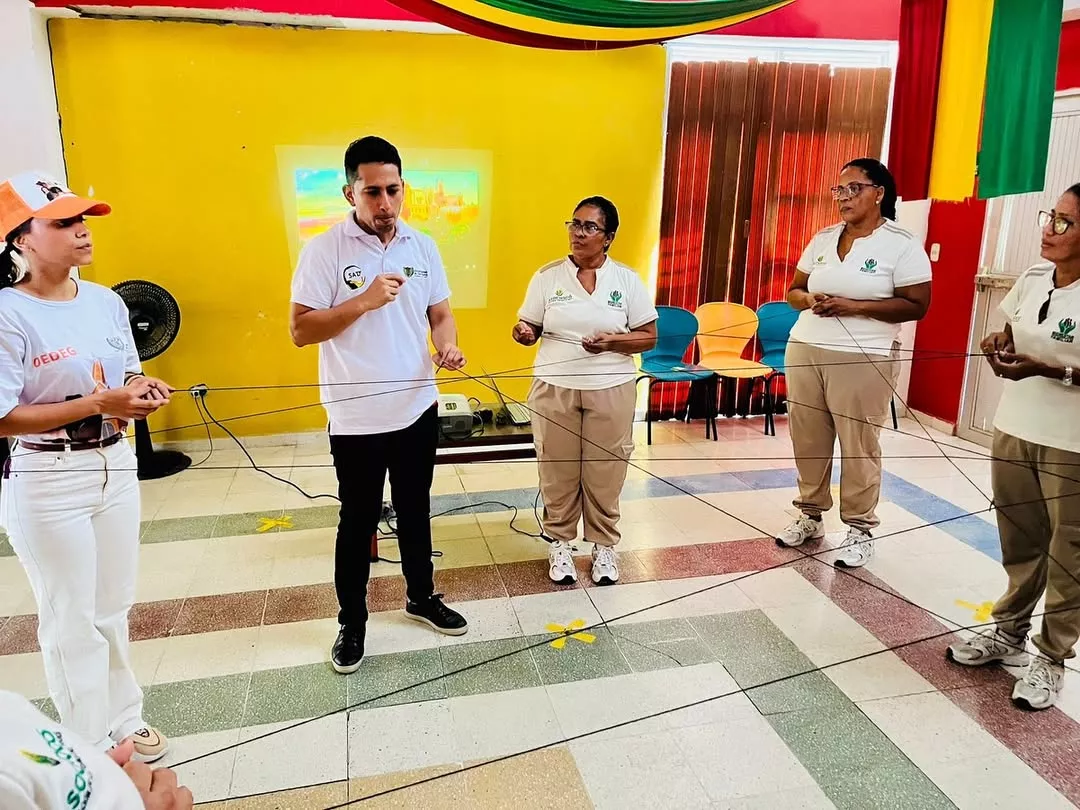 ❤️💛💚 La Alcaldía Mayor de Cartagena, a través de la Escuela de Gobierno y Liderazgo y en convenio con la Universidad de Cartagena, llevó a cabo el Laboratorio de Autocuidado “El Museo de la Crianza”.