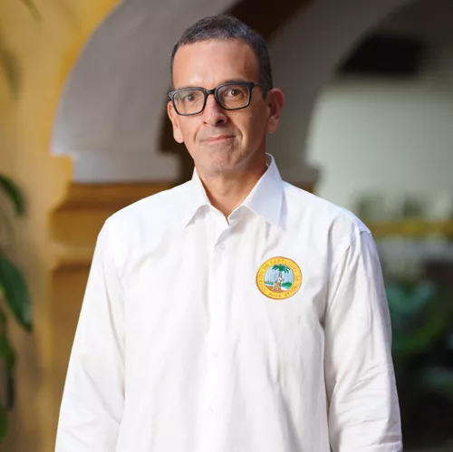  Mauricio Rodriguez