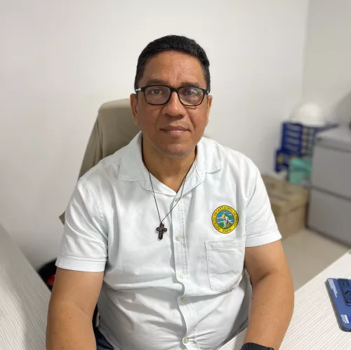  Alfonso Nieves Guerrero- Gerente Edurbe